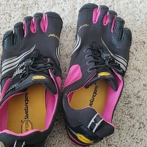 Vibram Toe Shoes
